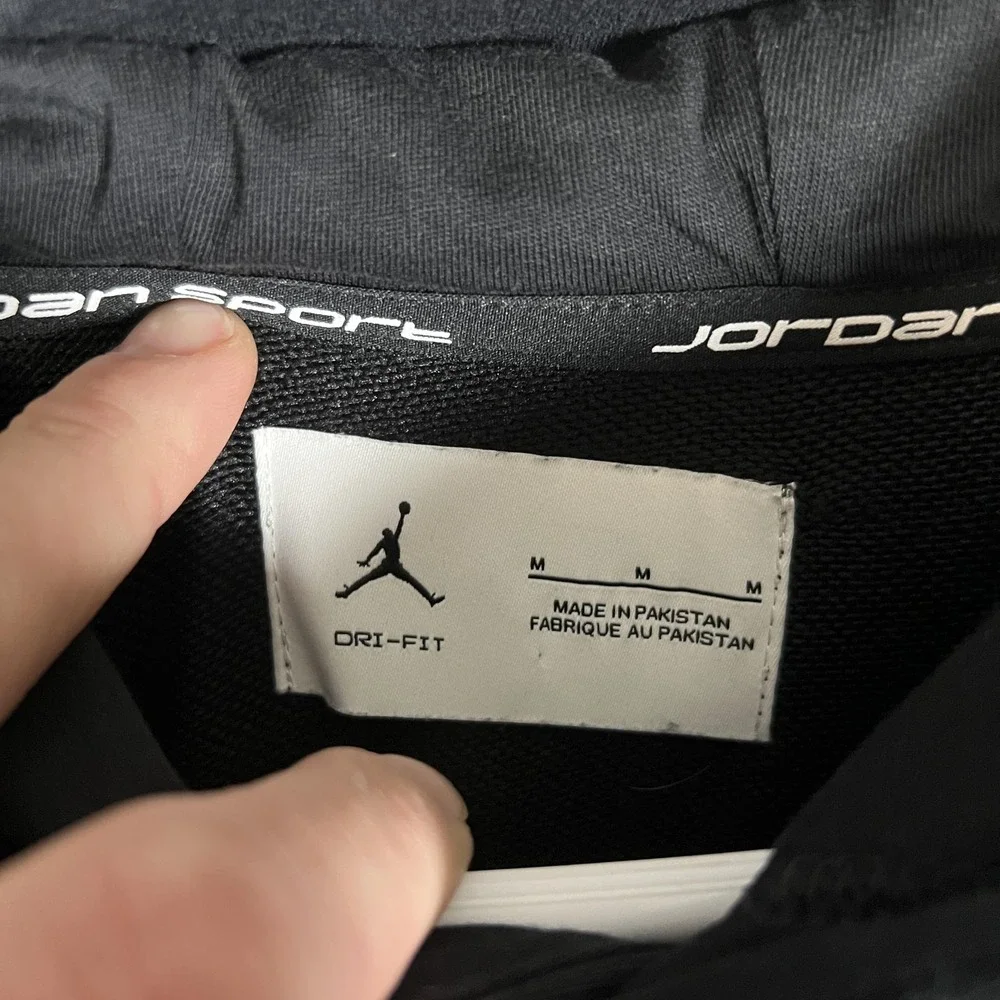 Jordan Sport Hoodie Crossover Mens M Black Dri-FIT‎ Jumpman Pullover Sweatshirt